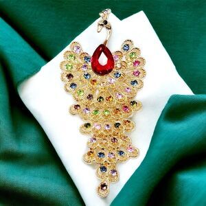 Beautifull Large Gold Peacock With Multi-Colored Rhinestones Brooch Pin Pendant